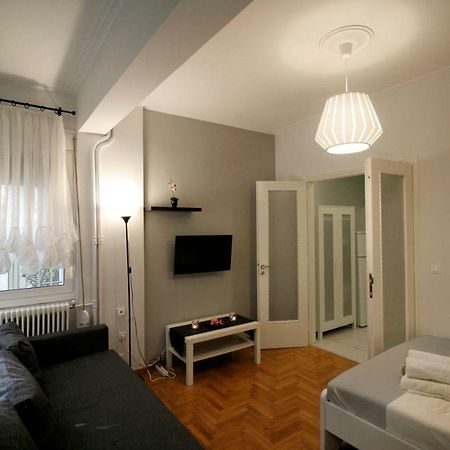 Appartamento Luxury Flat In Kolonaki, 3' Metro Atene Esterno foto