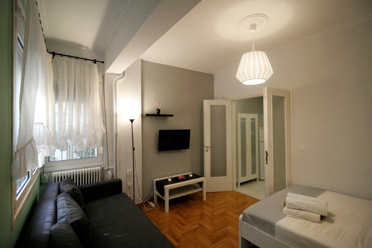 Appartamento Luxury Flat In Kolonaki, 3' Metro Atene Esterno foto